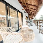Atc18 2Bed Ocean View Penthouse With Jacuzzi And Private Pool