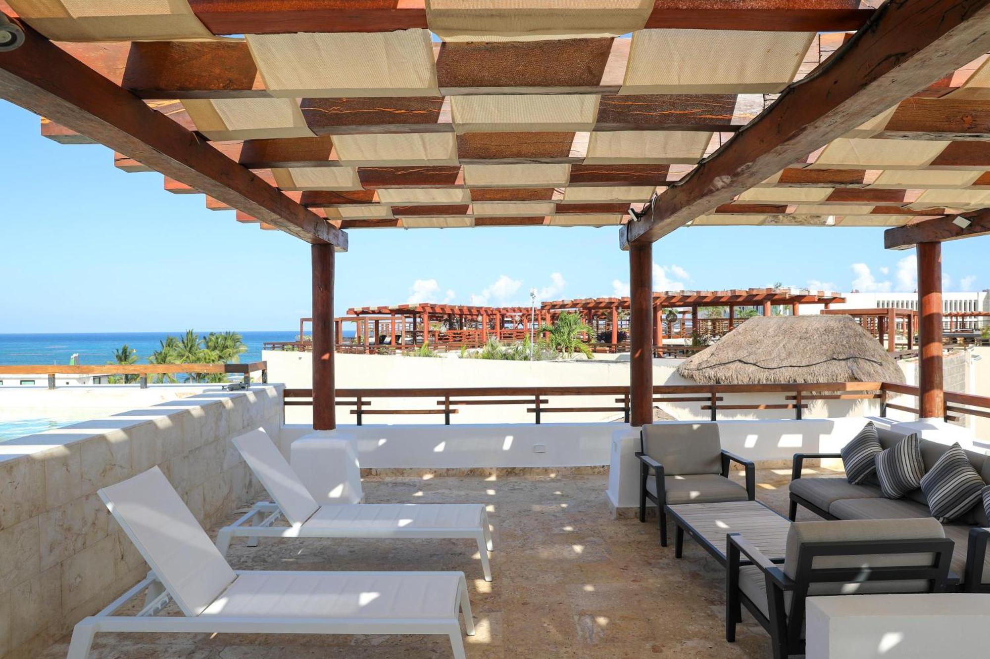 Atc18 2bed Ocean View Penthouse With Jacuzzi And Private Pool * Playa del Carmen